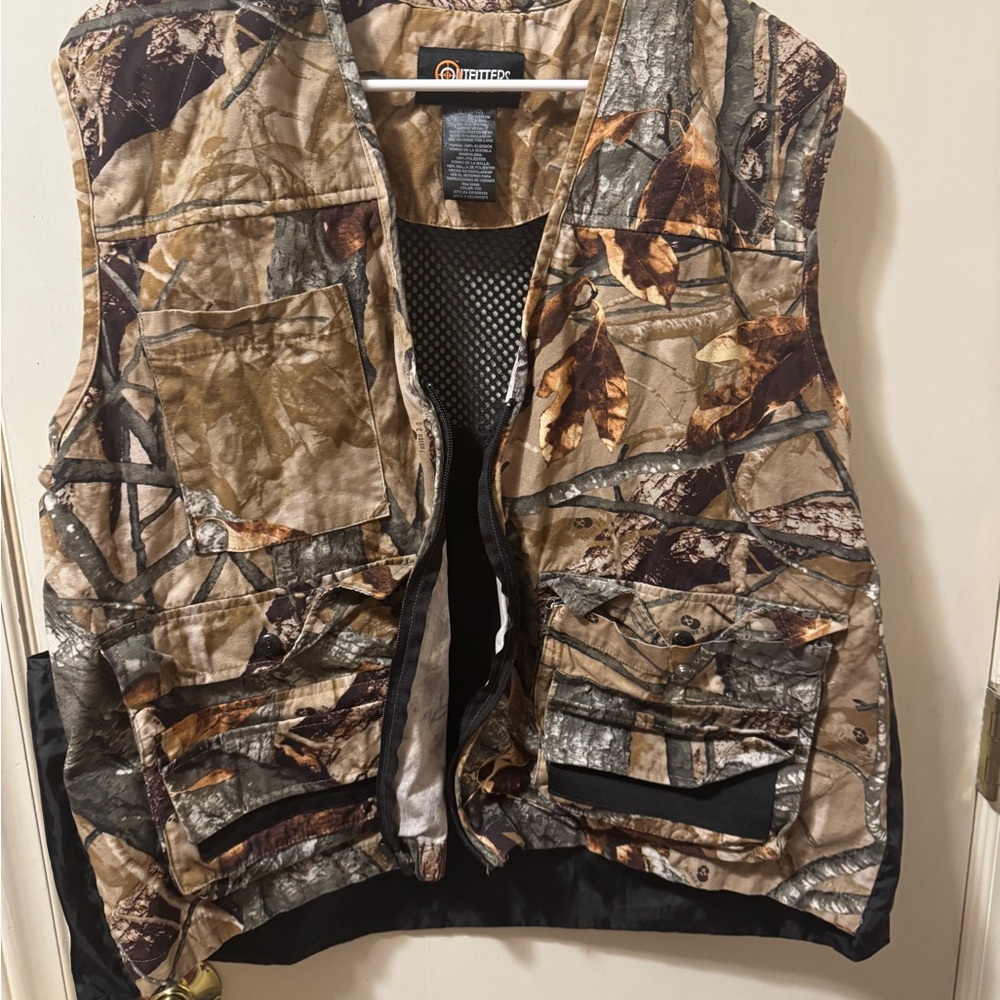 Camo Hunting Vest